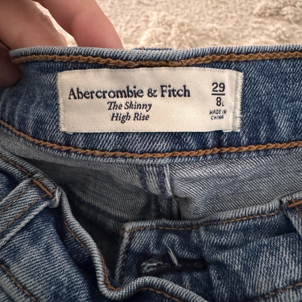Abercrombie & Fitch Slim Straight Men's Blue Denim Jeans - Picture 2 of 3